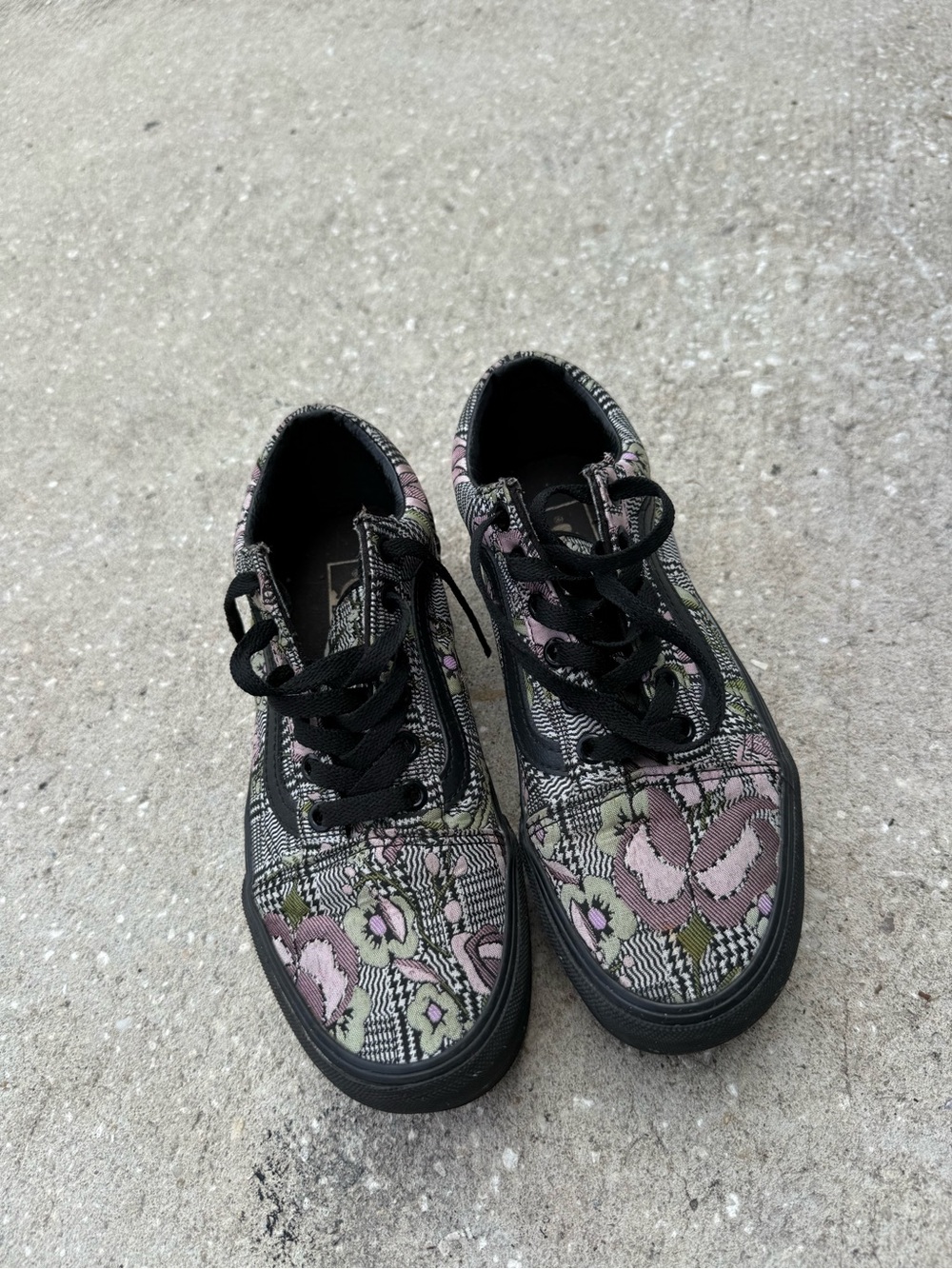 Vans Black Sneaker with Pink Accent Trim